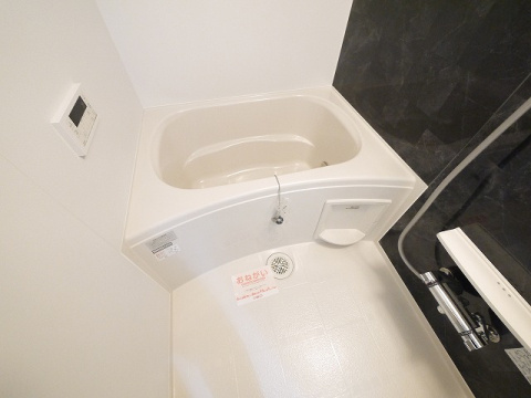 ルナ　ヒルズの浴室|きれいなお風呂です