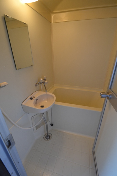 ラフィーヌケインの浴室|日々の暮らしに欠かせないお風呂です