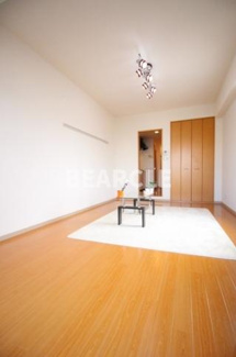 【洋室】 | エリーフラッツ京町