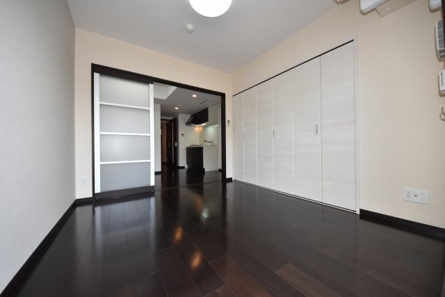 ベルフォーレ　イガの洋室