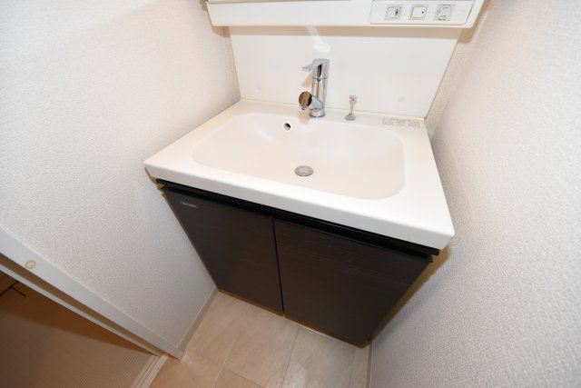 ベルフォーレ　イガの独立洗面台