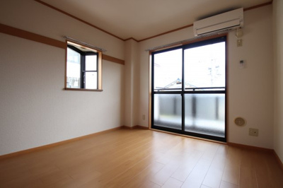 【寝室】 | グラデュエートレジデンス