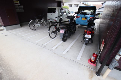 【その他共用部分】 | グラデュエートレジデンス | 駐輪場