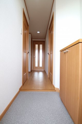 【玄関】 | グラデュエートレジデンス