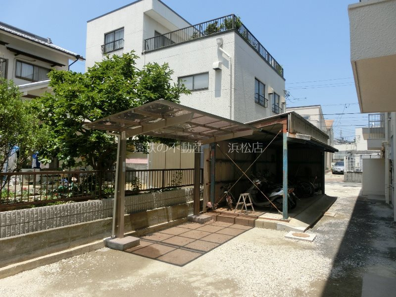 たちばなコーポのエントランス