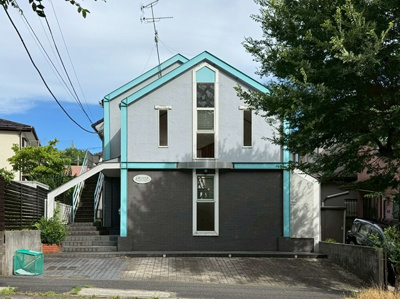 【外観】 | レモンハウス | 田園都市線「市が尾」駅まで徒歩8分！便利な立地の2階建てアパートです♪近隣には公園が多数あるので休日のお散歩にも良いですね☆