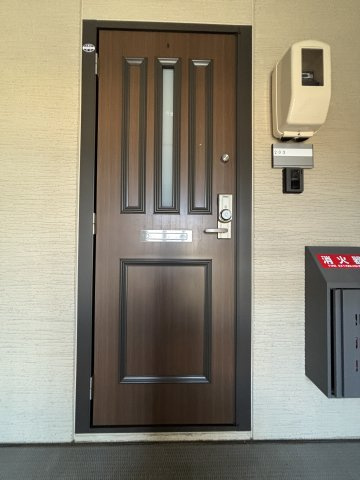 パルカヤクラB棟の玄関