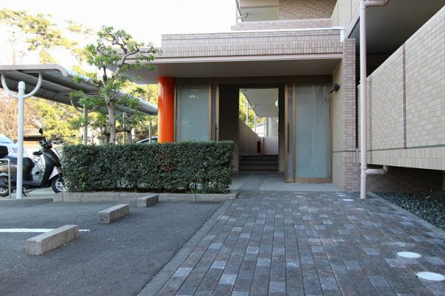 パスラーレのエントランス