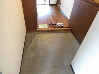 【玄関】 | ラフィーネ六名