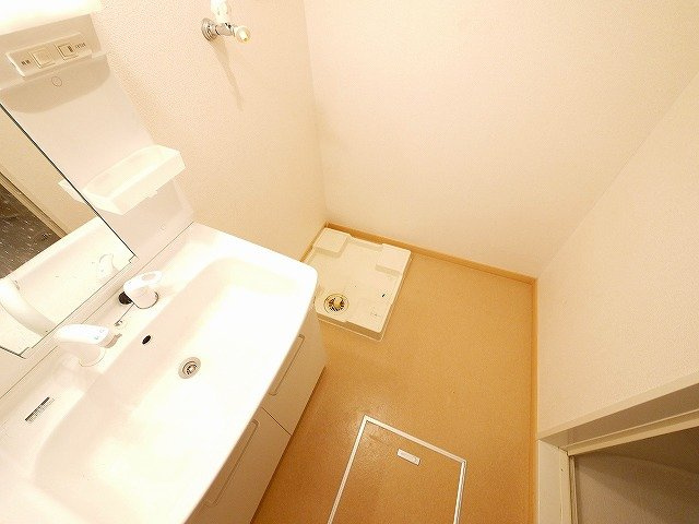 フレイズ　Ⅰの洗面所|スペースが確保できる洗面所です