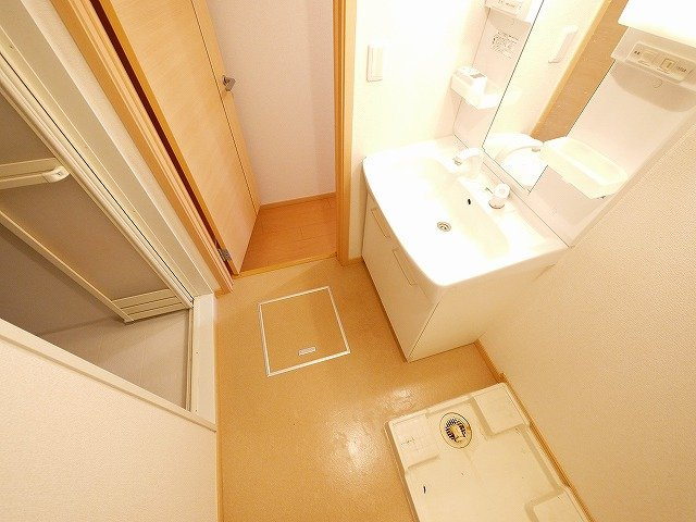 フレイズ　Ⅰの洗面所|ゆったりとスペースのある洗面所