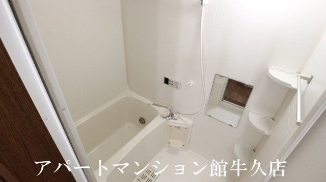 パストラーレＢの浴室