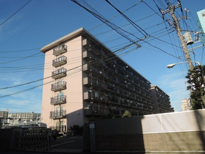 【外観】 | 神奈川芙蓉ハイツ | 総戸数１０３戸、昭和５４年１１月築、管理人は日勤勤務につき管理体制良好です♪