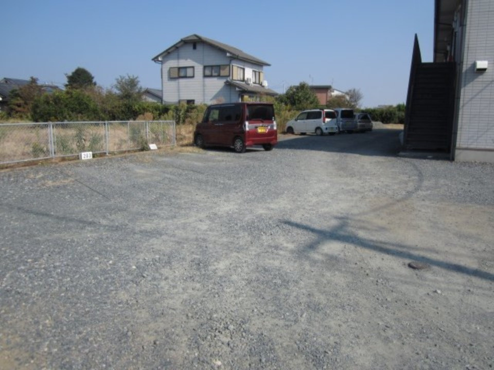 ベルラルジュの駐車場|３台目可能