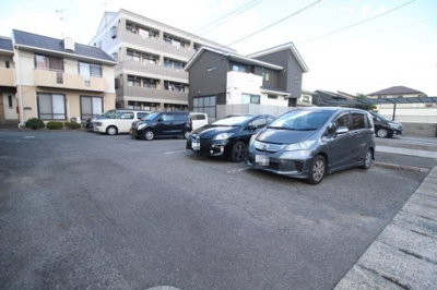 【駐車場】 | シャトー小松原A棟