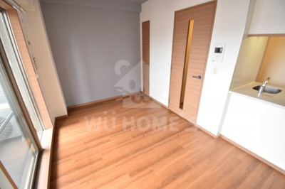 【洋室】 | レジデンス福島 | 落ち着いた色調の洋室です