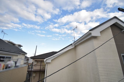 【展望】 | 昭島市上川原町　新築戸建 | 景色を遮るものがないと、陽の光を長い時間浴びられます。空気も澄んでいるように感じますね。