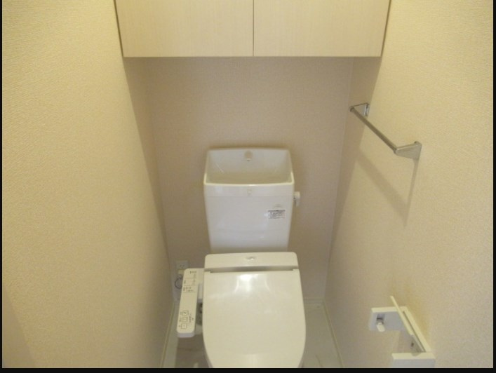 ディアコートやまがのトイレ|落ち着いたトイレです