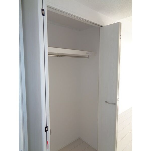 ソワサントゥ　ディス長田町Aの収納