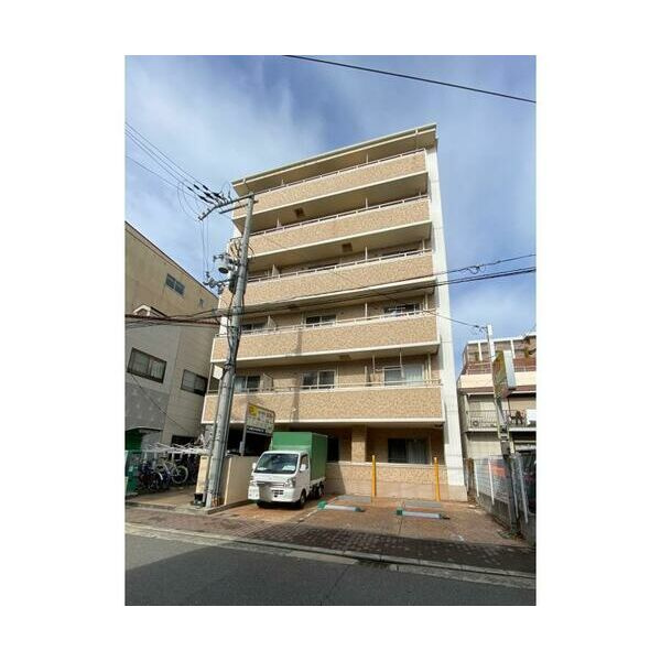 ラカーサ今里の外観