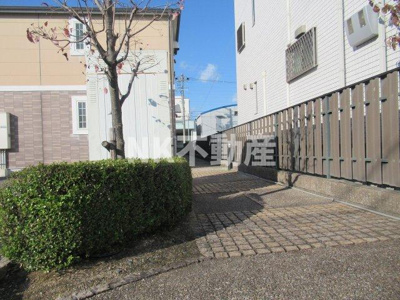 【エントランス】 | グランディール（荒本賃貸） | エントランスです