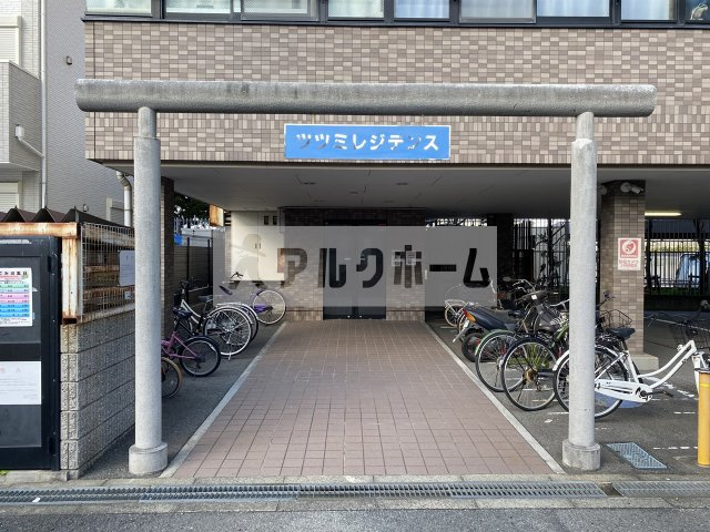 ツツミレジデンスのエントランス|ツツミレジデンス　玄関