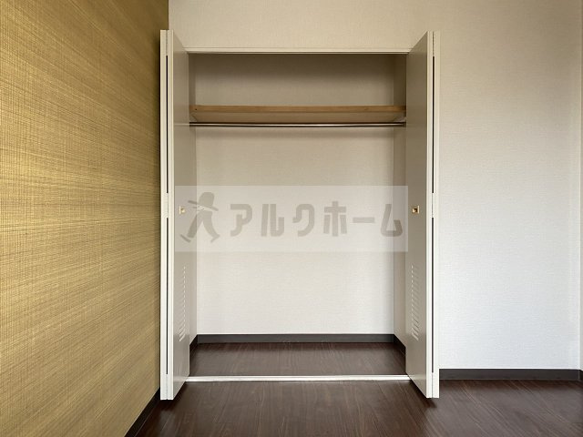ハイグレード高井田の収納|ハイグレード高井田　洋室①　クローゼット