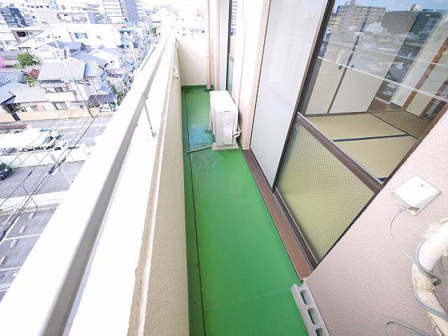 なら南新町マンションのバルコニー|陽当たり良好なバルコニーです