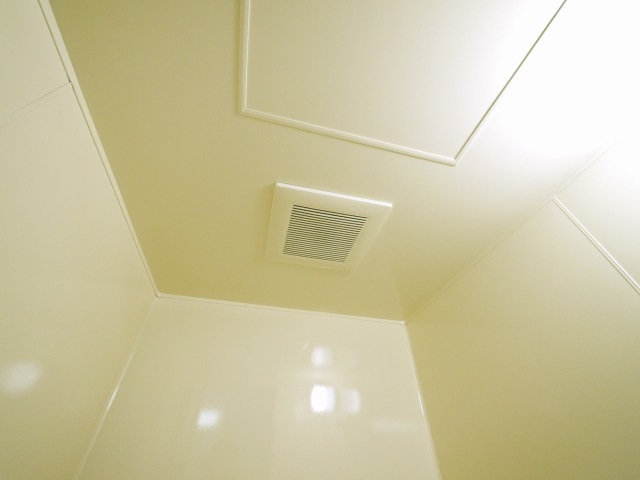 なら南新町マンションの設備|お風呂の換気扇です。