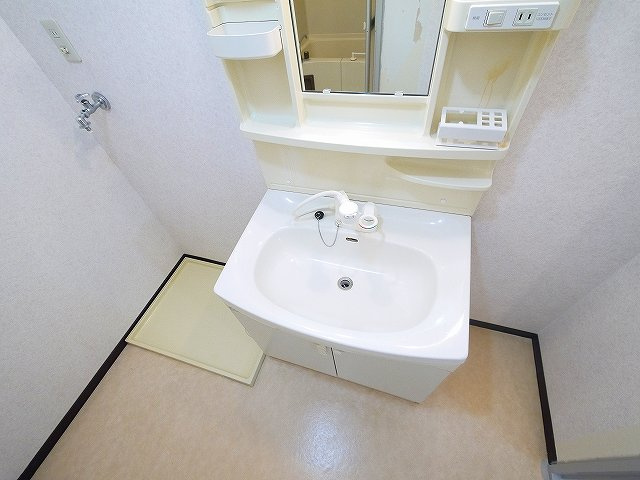 なら南新町マンションの洗面所|使いやすい洗面所です