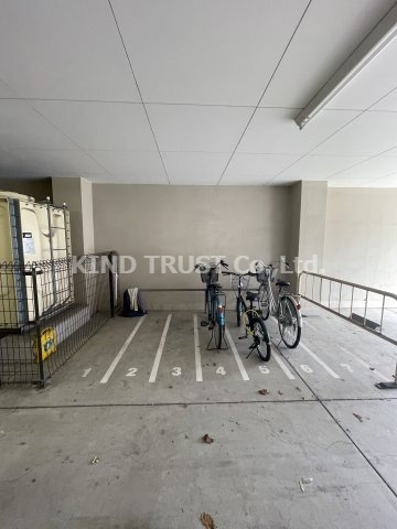 chanpul.boxの駐車場|駐車場があるので、車を買う予定の方も安心です