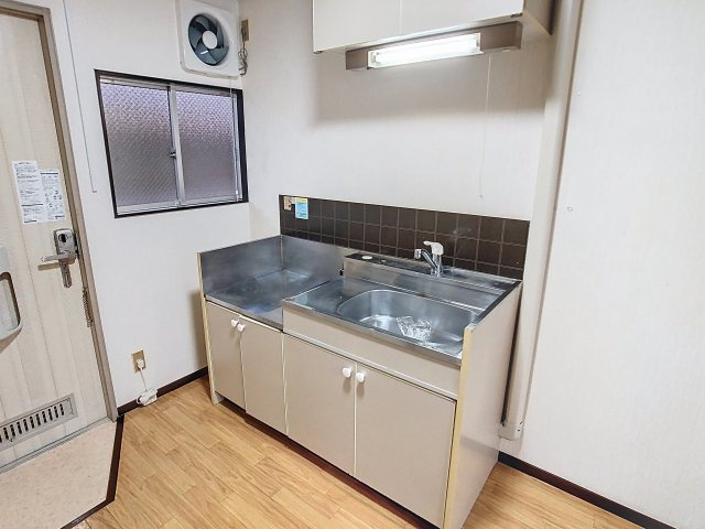 コーポオオバのキッチン