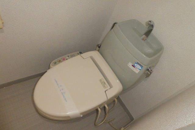 サンライフひろみねＣのトイレ|温水洗浄便座