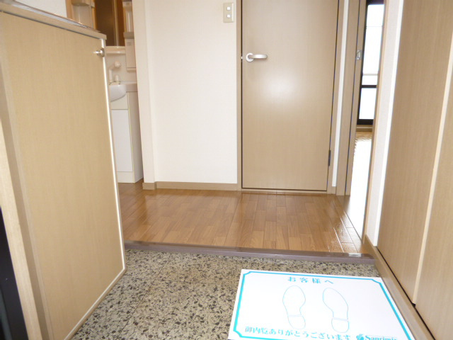 ステリーナ福島Ａの玄関