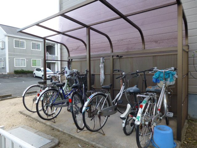 サンビレッジ総社Cのその他共用部分|自転車置き場