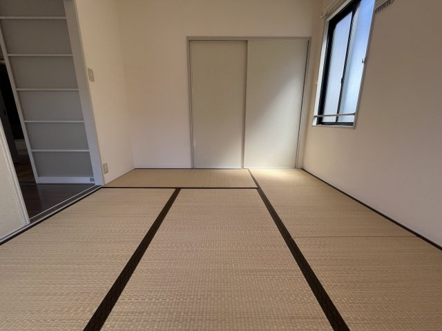 コンフォート和泉の和室