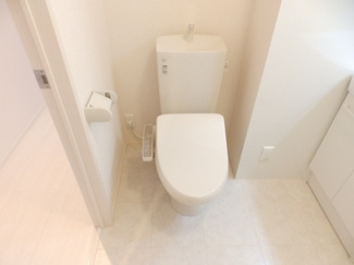 【トイレ】 | ポートサイドヴィラⅠ | ゆったりとした空間のトイレです