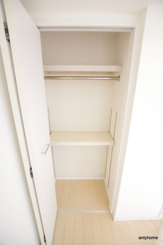 エステムプラザ梅田WEST　仲介手数料無料の収納
