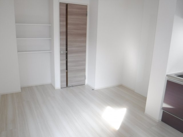 Ｄ－ｒｏｏｍ塚越の洋室