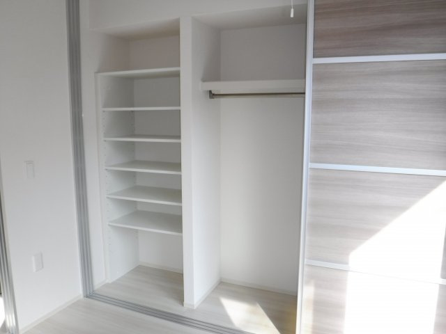 Ｄ－ｒｏｏｍ塚越の収納