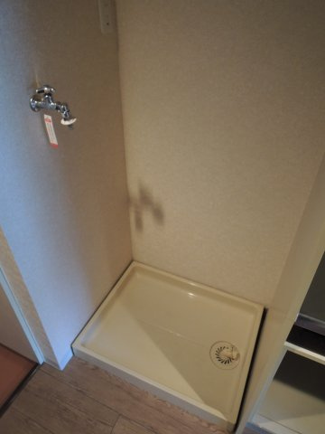 ジュネス桜ヶ丘の設備|室内洗濯機置場【ジュネス桜ヶ丘】