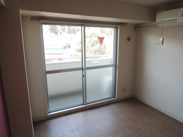 ジュネス桜ヶ丘の洋室|【ジュネス桜ヶ丘】