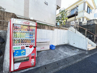 【その他共用部分】 | 敷地内に駐輪場を完備しています！自転車はちょっとした移動手段に便利ですよね！