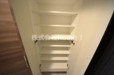 【玄関】 | S-RESIDENCE天満Gracis | きれいな玄関です