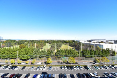 【展望】 | 昭島つつじが丘ハイツ北 | 景色を遮るものがないと、陽の光を長い時間浴びられます。空気も澄んでいるように感じますね。