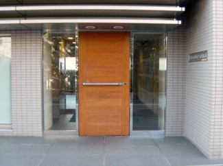 【エントランス】