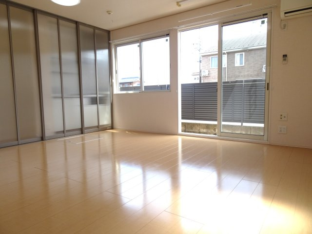 グラッツィア Aの洋室