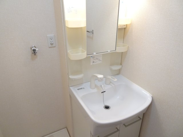 グラッツィア Aの独立洗面台