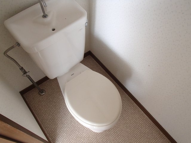【トイレ】 | プラザハピネス小若江 | 落ち着いた色調のトイレです