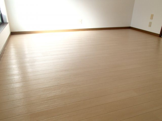 【洋室】 | プラザハピネス小若江 | 個人の部屋や寝室として使える洋室です